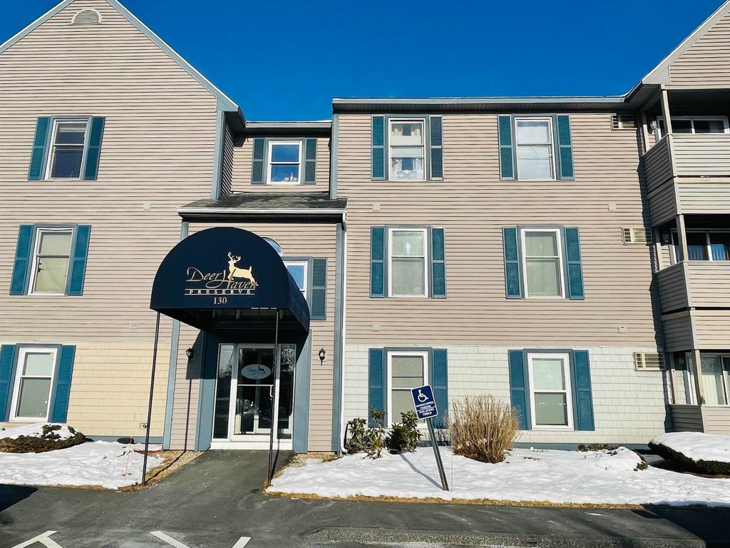 Photo of 130 Eastern Avenue #103, Manchester, NH 03104 (MLS # 5075043)