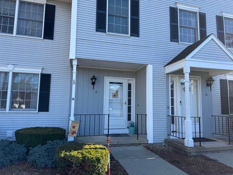 17 Twin Circle Middlebury VT 05753