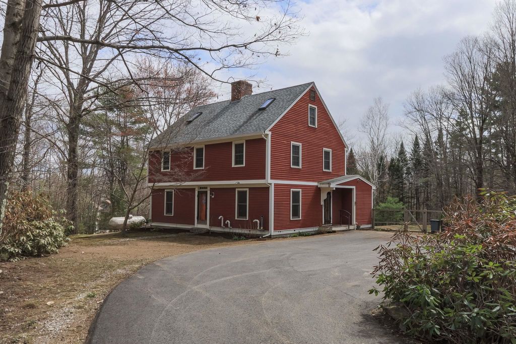 Photo of 49 Smith Sanborn Road, Chichester, NH 03258 (MLS # 5084699)