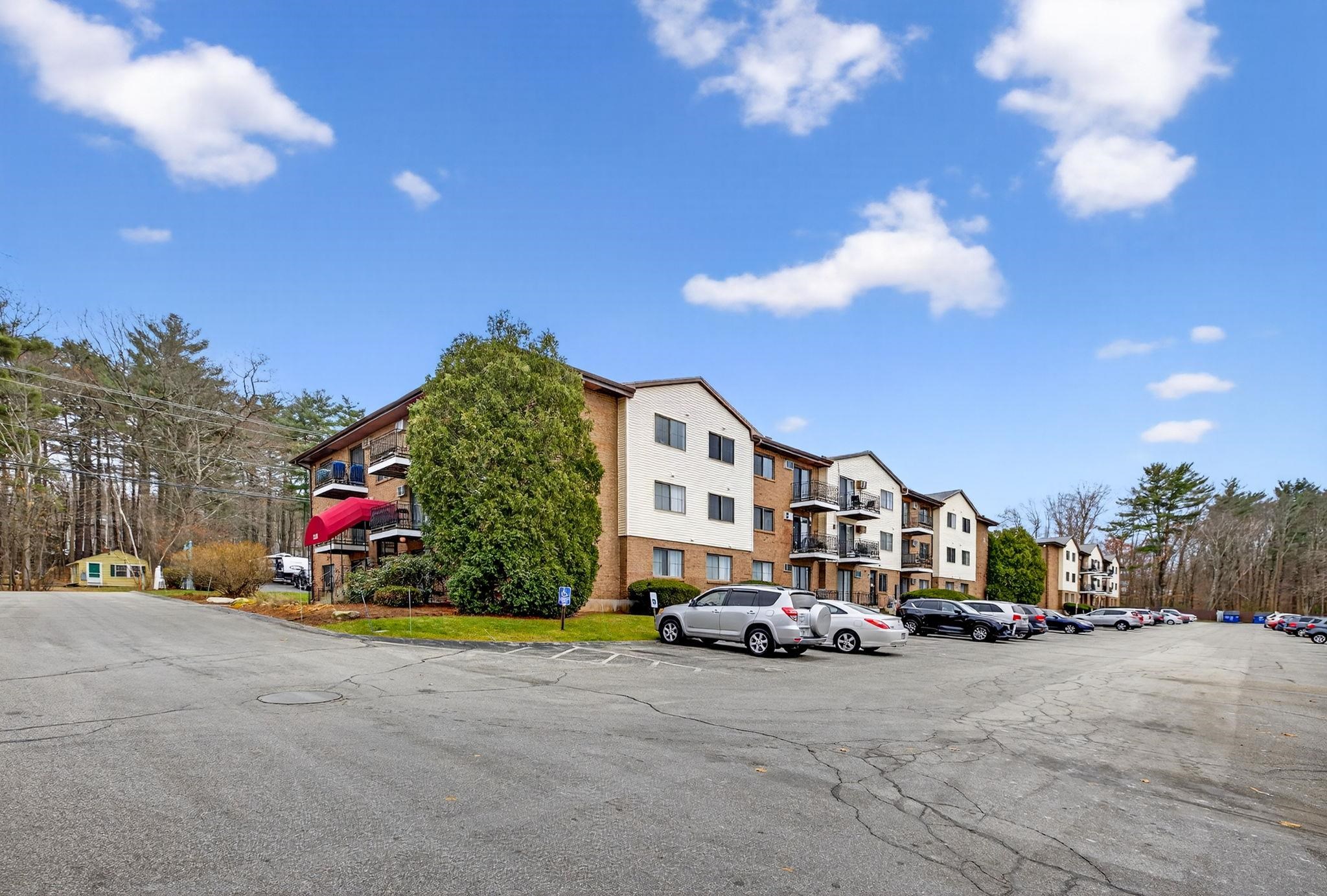 128 Mammoth Road 122