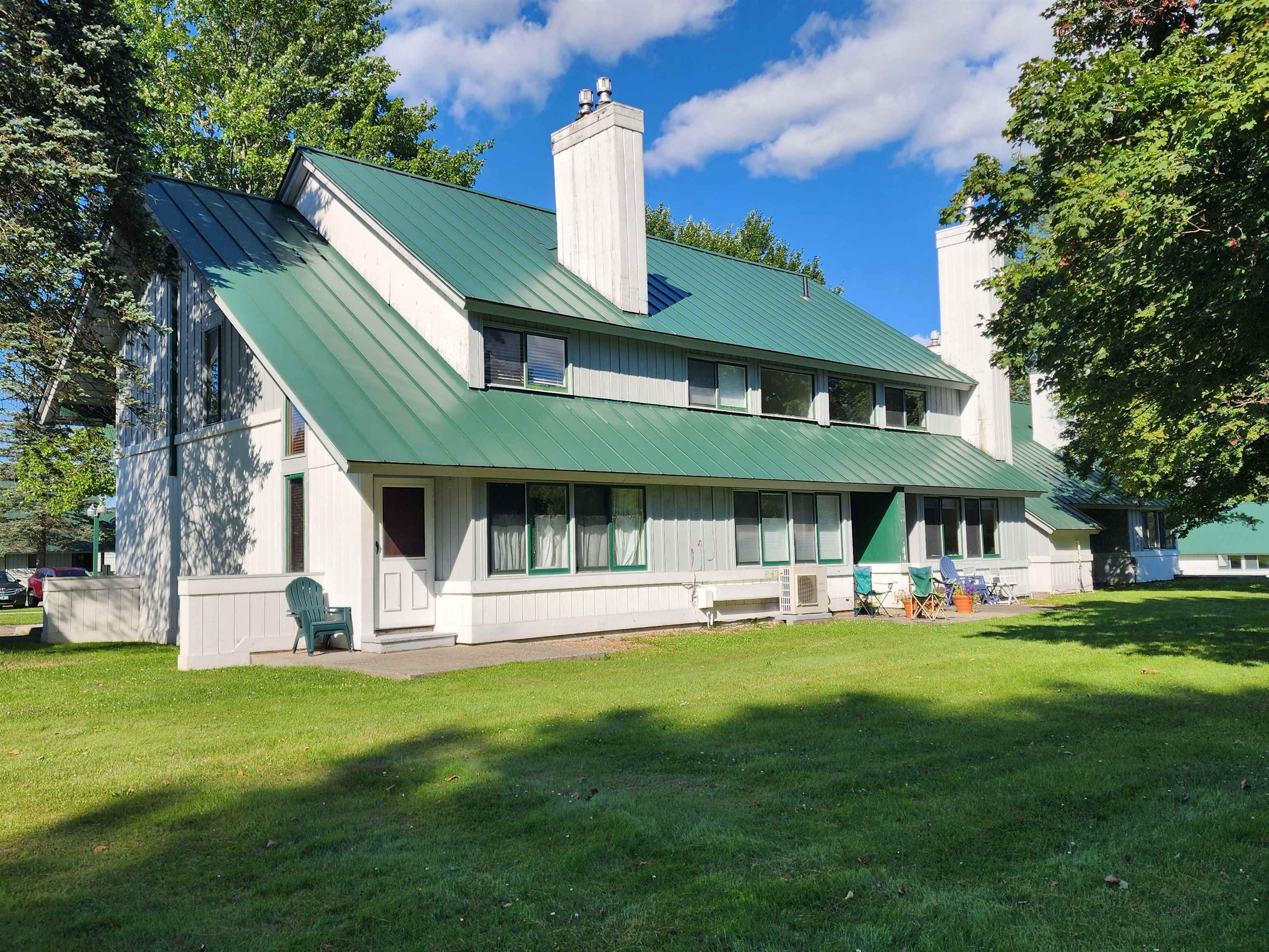 90 Village Green Drive 1C