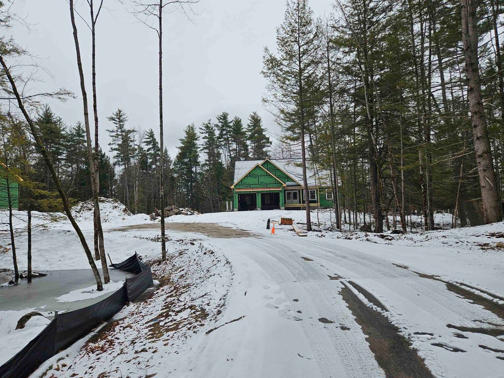 Photo of 10 Bay Road #10, Farmington, NH 03835 (MLS # 5041862)