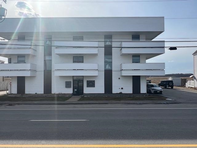 567 Ocean Boulevard 107