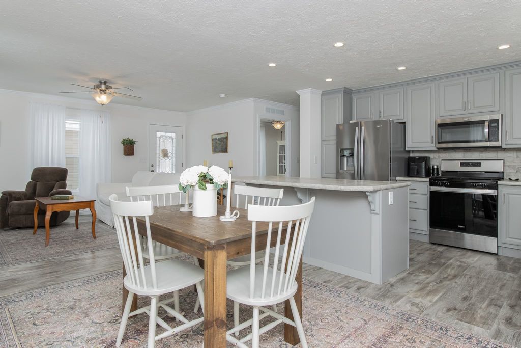 Photo of 104 Robin Hood Drive, Exeter, NH 03833 (MLS # 5078572)