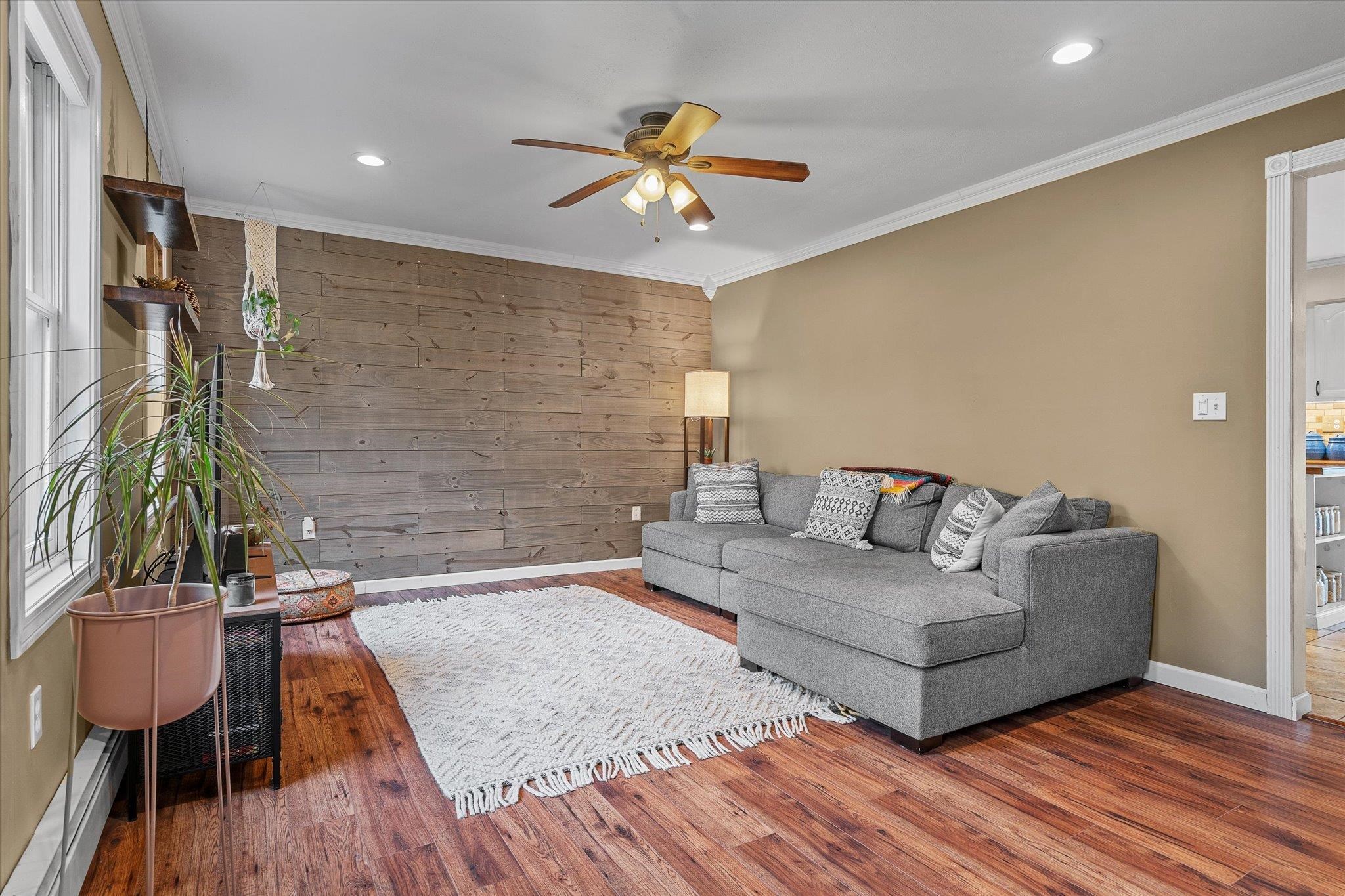 West Rutland, Vermont 05777, United States, 4 Bedrooms Bedrooms, ,2 BathroomsBathrooms,Residential,Active,120763