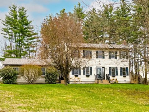 216 Maplewood Drive West Rutland VT 05777