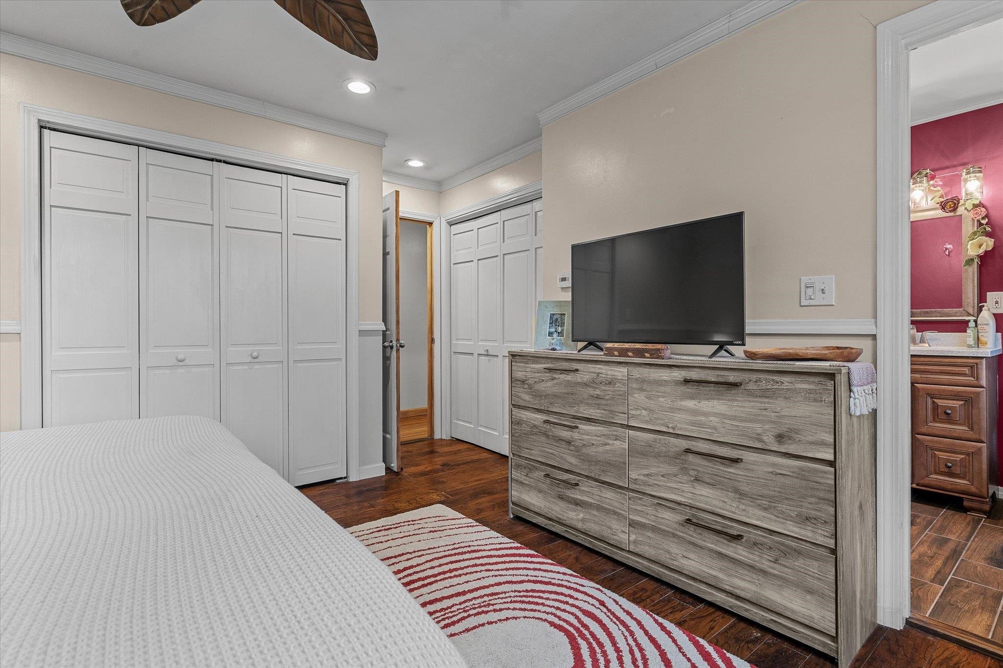 West Rutland, Vermont 05777, United States, 4 Bedrooms Bedrooms, ,2 BathroomsBathrooms,Residential,Active,120763