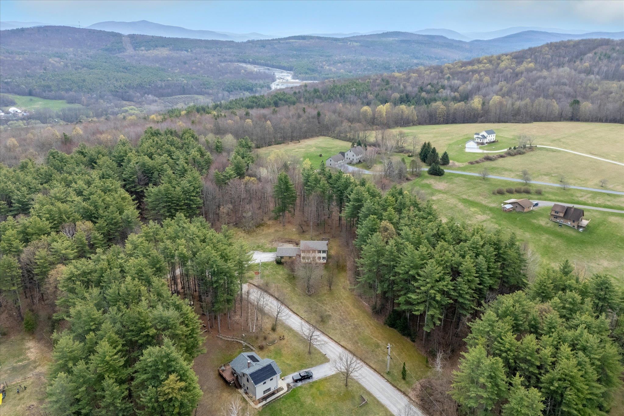 West Rutland, Vermont 05777, United States, 4 Bedrooms Bedrooms, ,2 BathroomsBathrooms,Residential,Active,120763