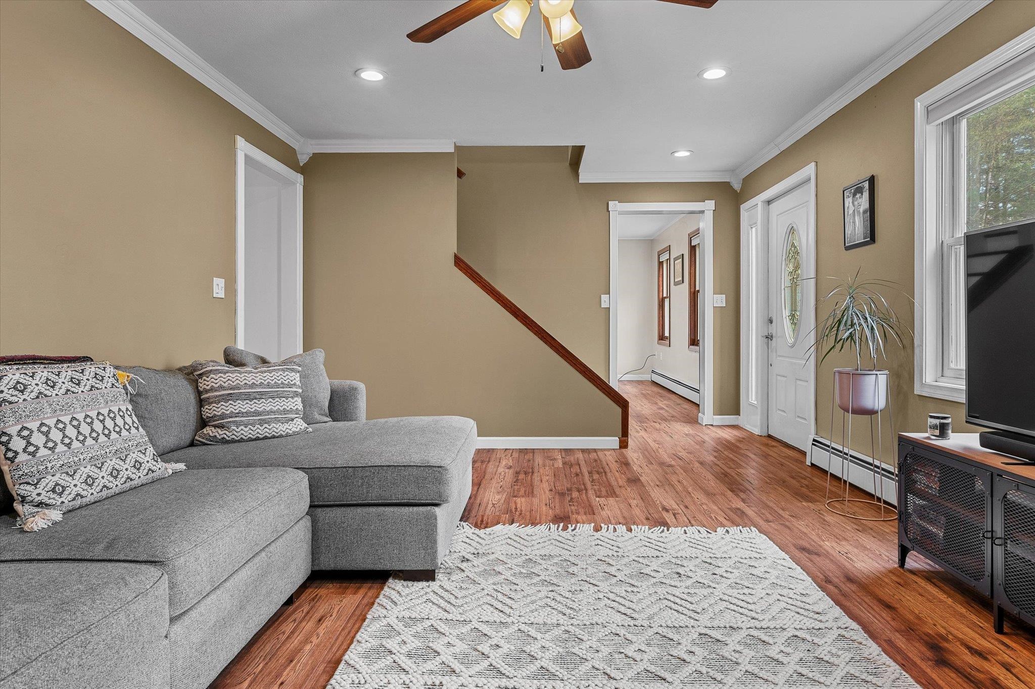 West Rutland, Vermont 05777, United States, 4 Bedrooms Bedrooms, ,2 BathroomsBathrooms,Residential,Active,120763