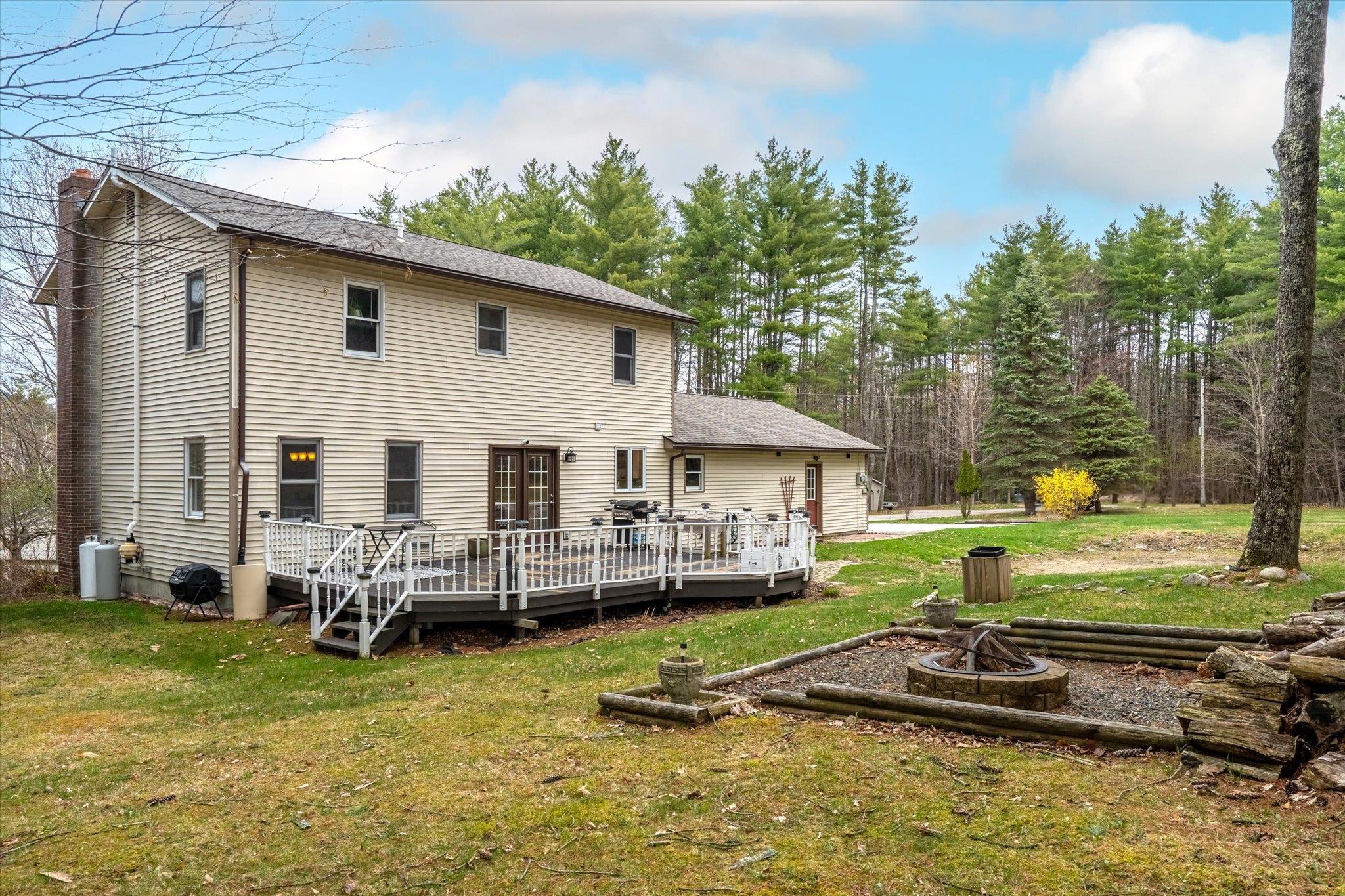West Rutland, Vermont 05777, United States, 4 Bedrooms Bedrooms, ,2 BathroomsBathrooms,Residential,Active,120763