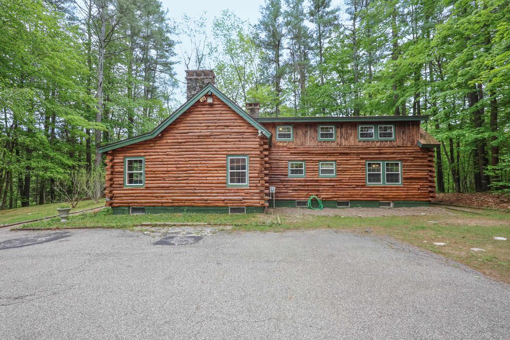 Photo of 34 Edwards Mill Road, Chester, NH 03036 (MLS # 5081162)