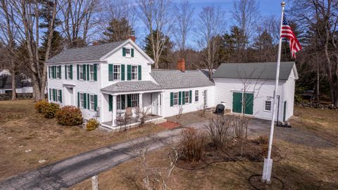 14 Main Street Raymond NH 03077