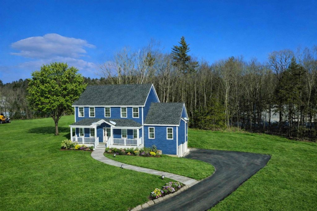 Photo of 25 Blaisdell Court #18, Raymond, NH 03077 (MLS # 5077846)