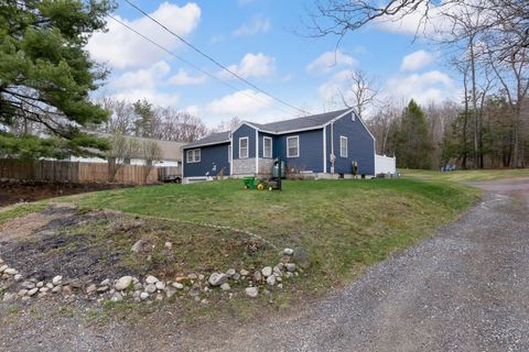 Photo of 182 S Main Street, Newton, NH 03858 (MLS # 5084727)