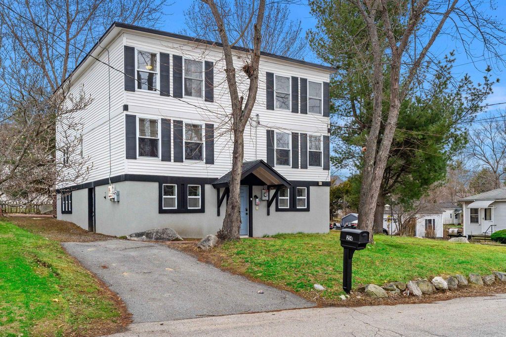 Photo of 214 Maplehurst Avenue, Manchester, NH 03104 (MLS # 5083558)