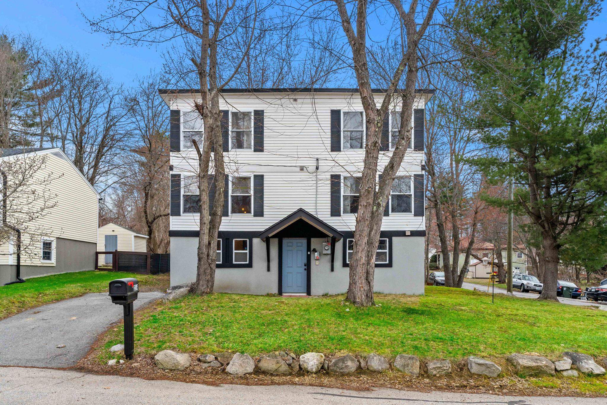 214 Maplehurst Avenue