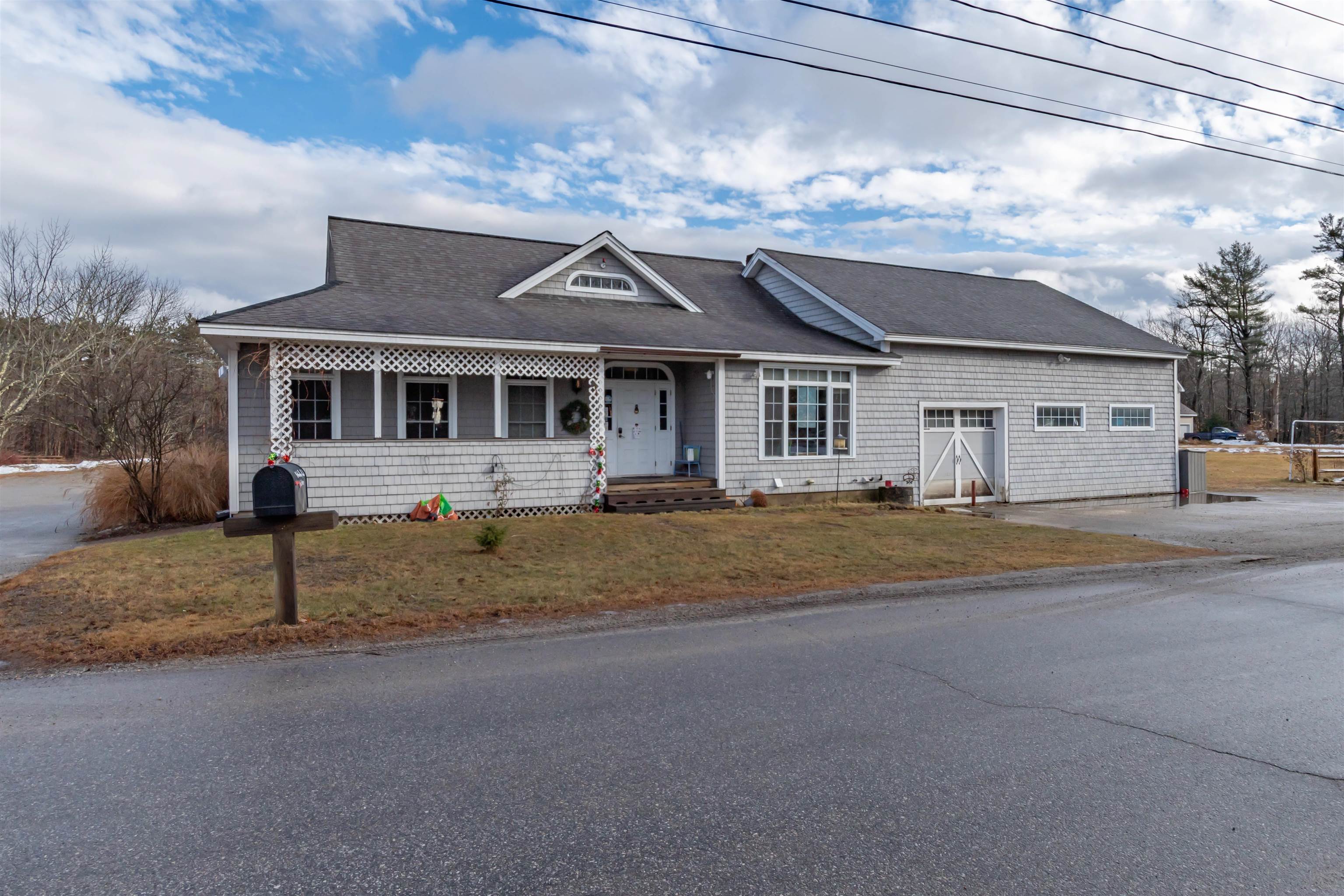 92 Woodbury Road