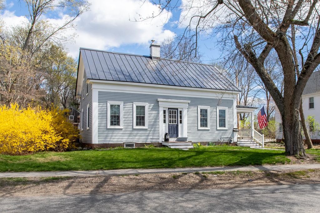 Photo of 33 Exeter Road Road, Hampton, NH 03842 (MLS # 5085454)