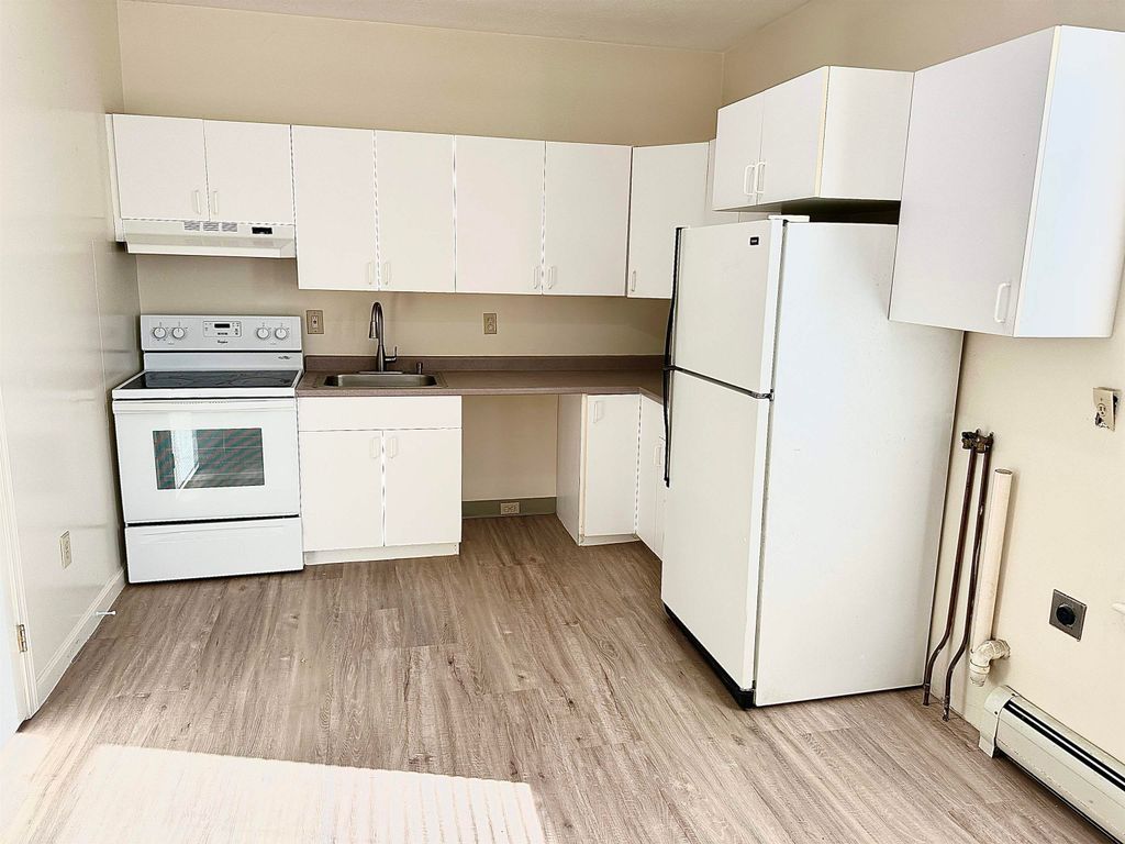 Photo of 96 Palm Street, Nashua, NH 03061 (MLS # 5072392)