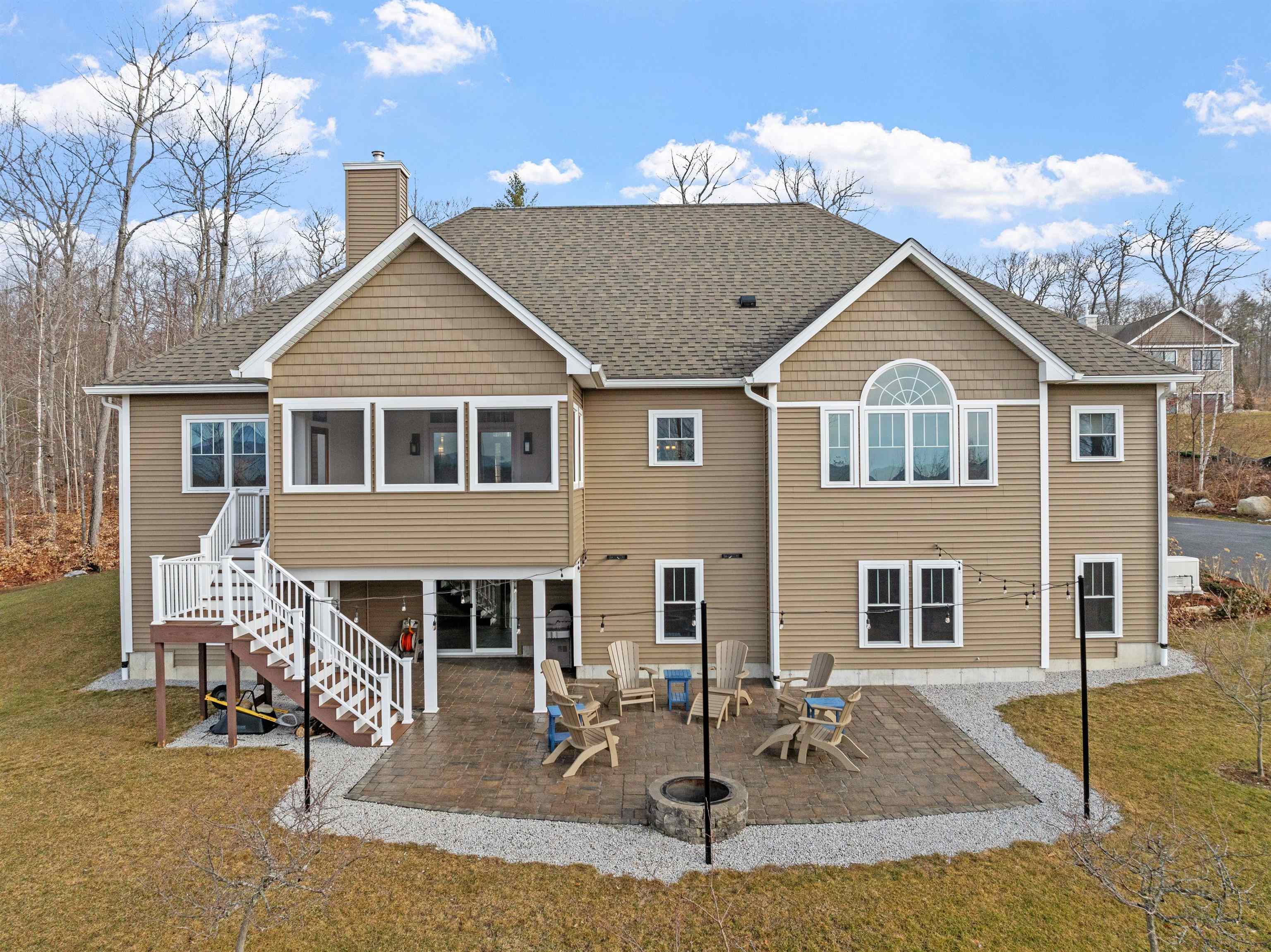 185 Ambrose Way