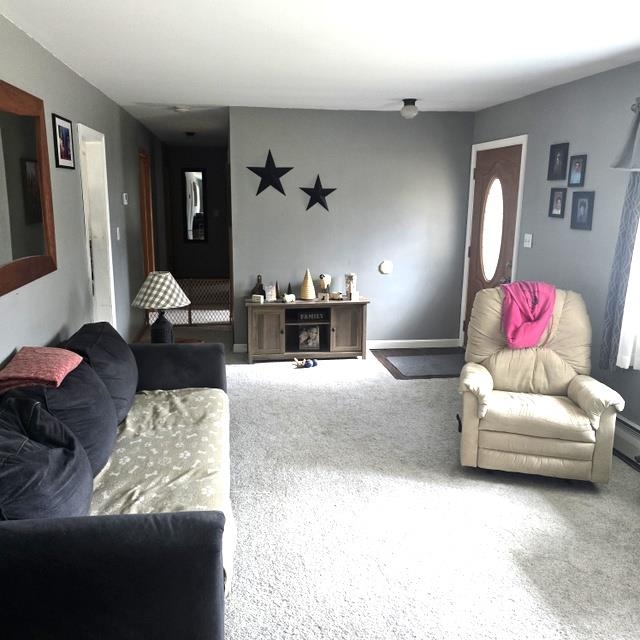 600 White School Road