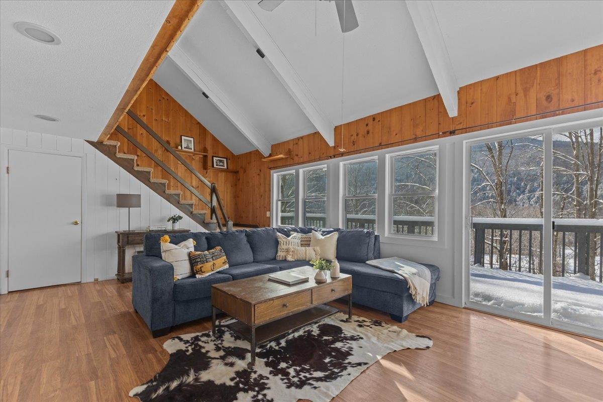 1324 Nebraska Valley Road