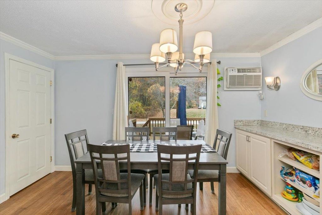 Photo of 193 Fieldstone Drive, Londonderry, NH 03053 (MLS # 5068776)