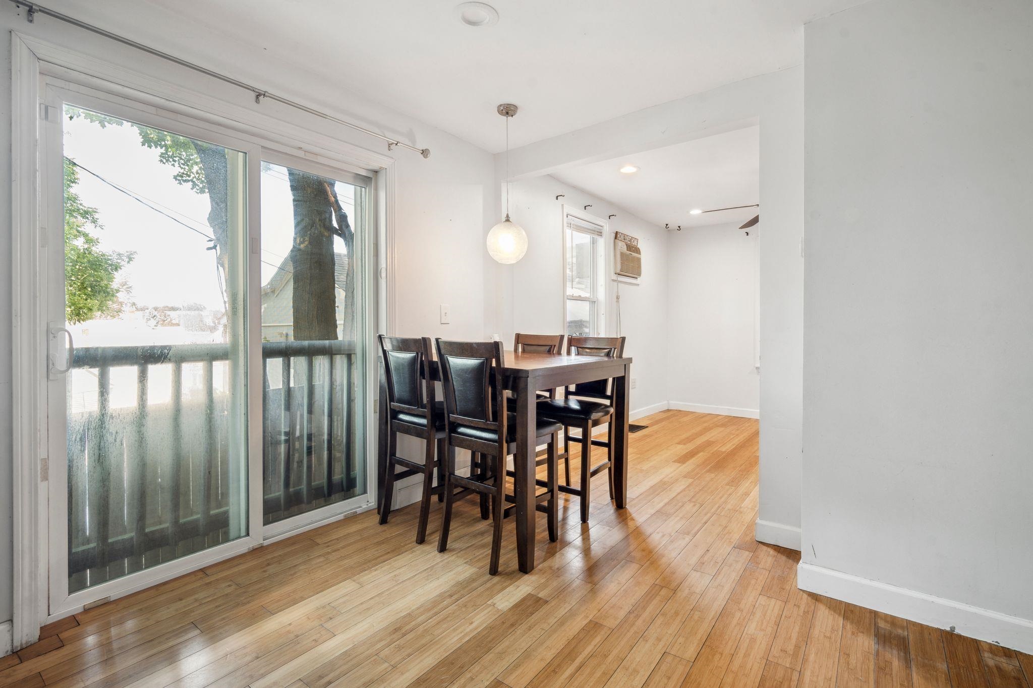 3 1/2 Beacon Court