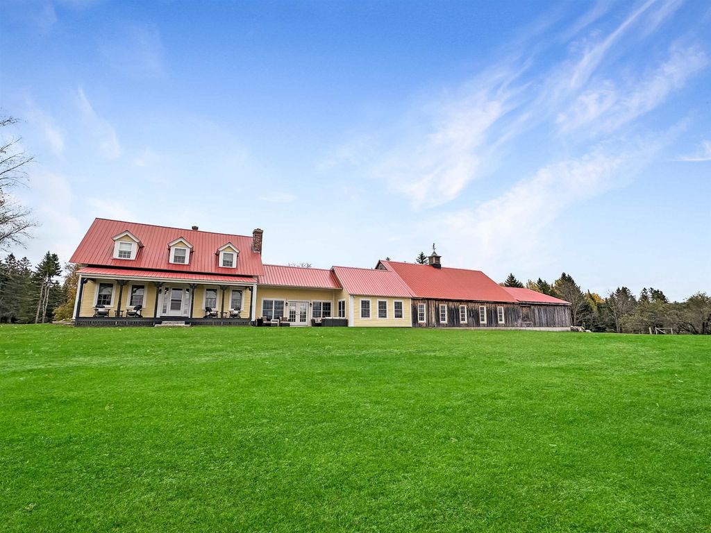 Photo of 386 South Hill Road, Colebrook, NH 03576 (MLS # 5018570)