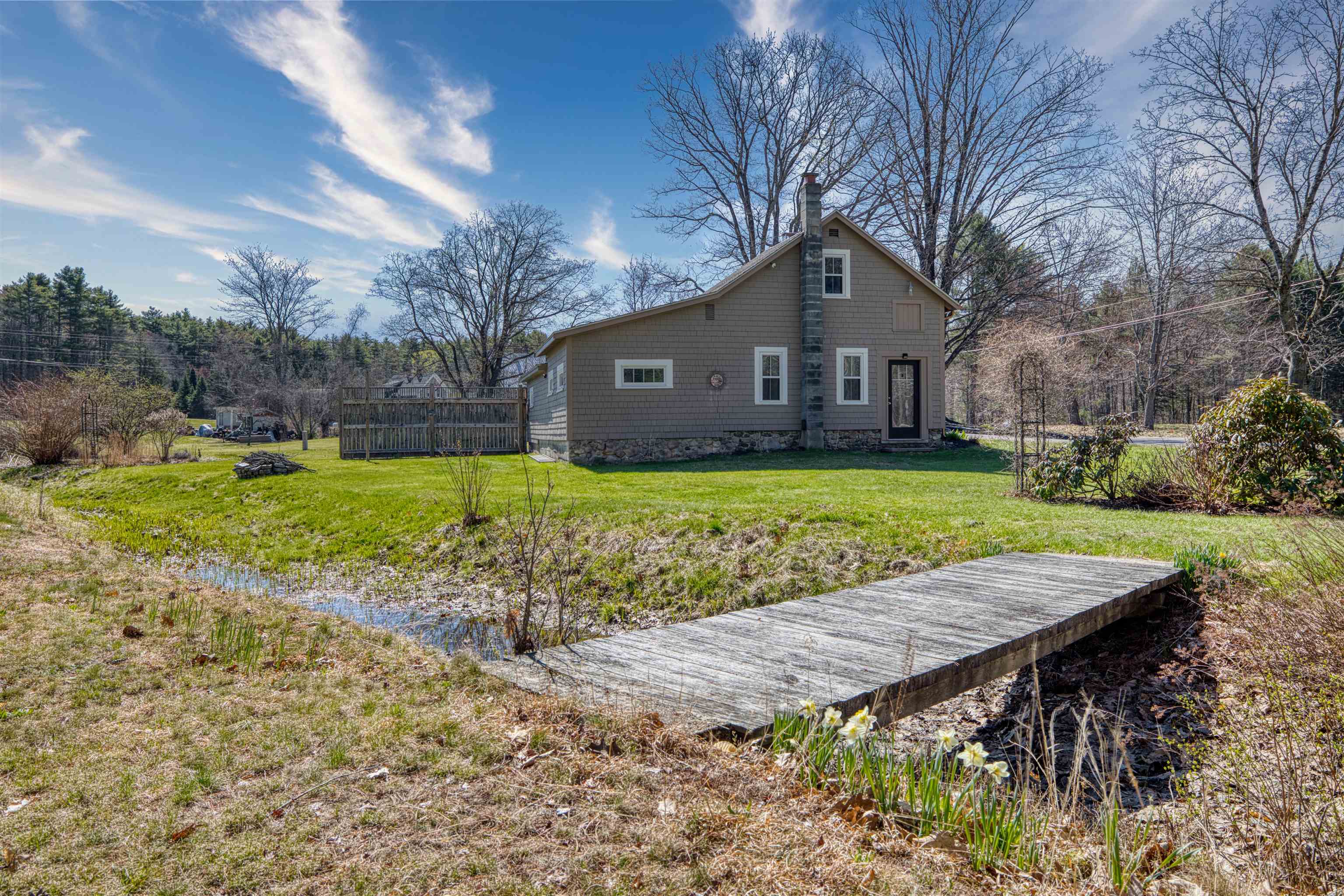 1533 Province Lake Road