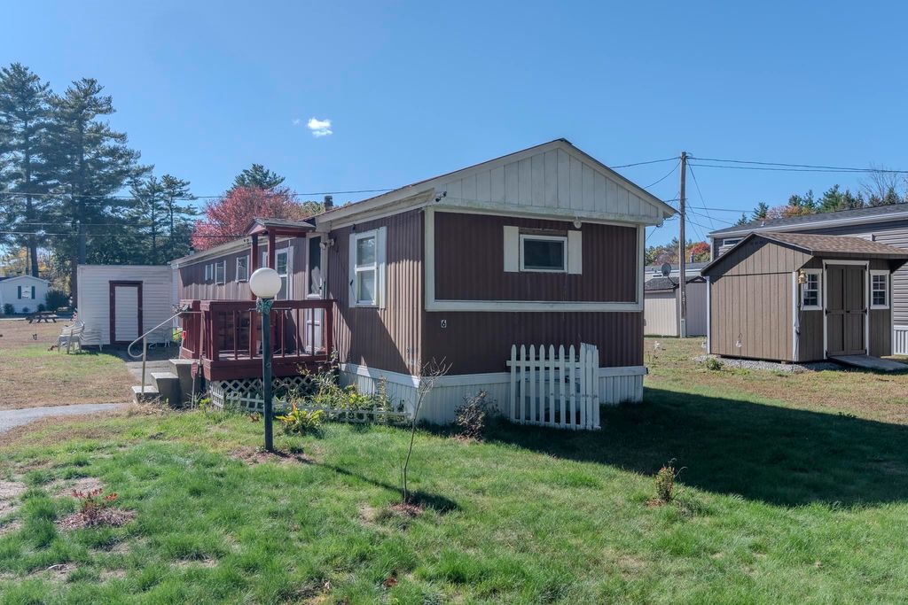 Photo of 6 Pine Street, Hinsdale, NH 03451 (MLS # 5066991)