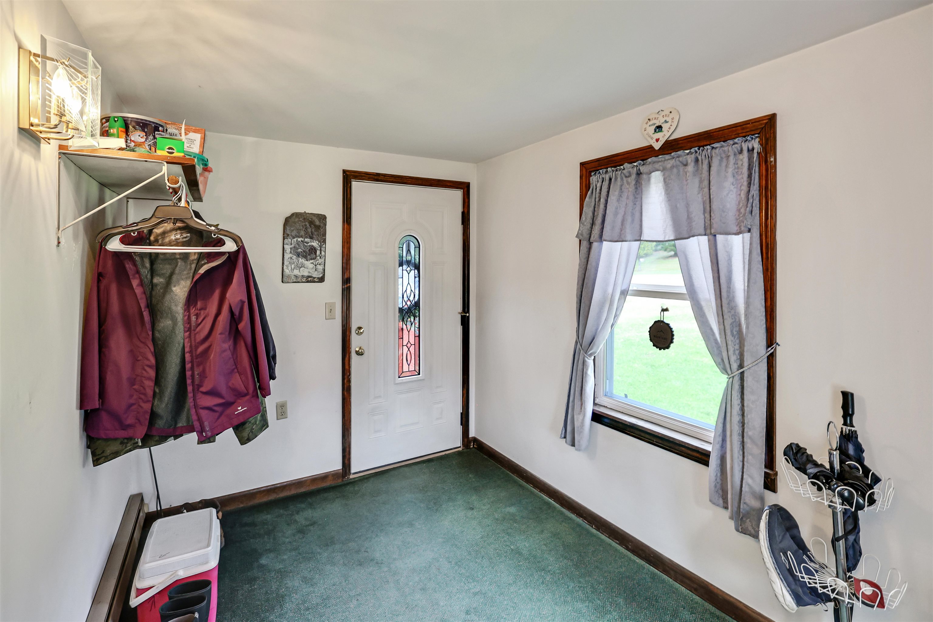 152 Laclair Lane