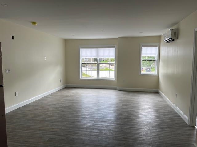 725 Central Avenue 101
