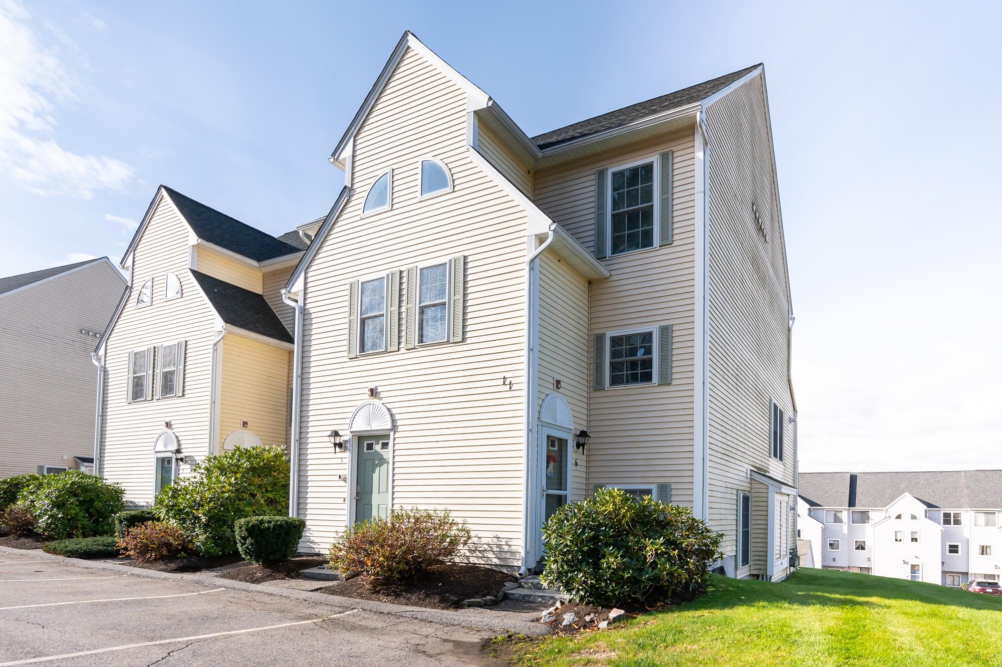 11 Sullivan Way 6