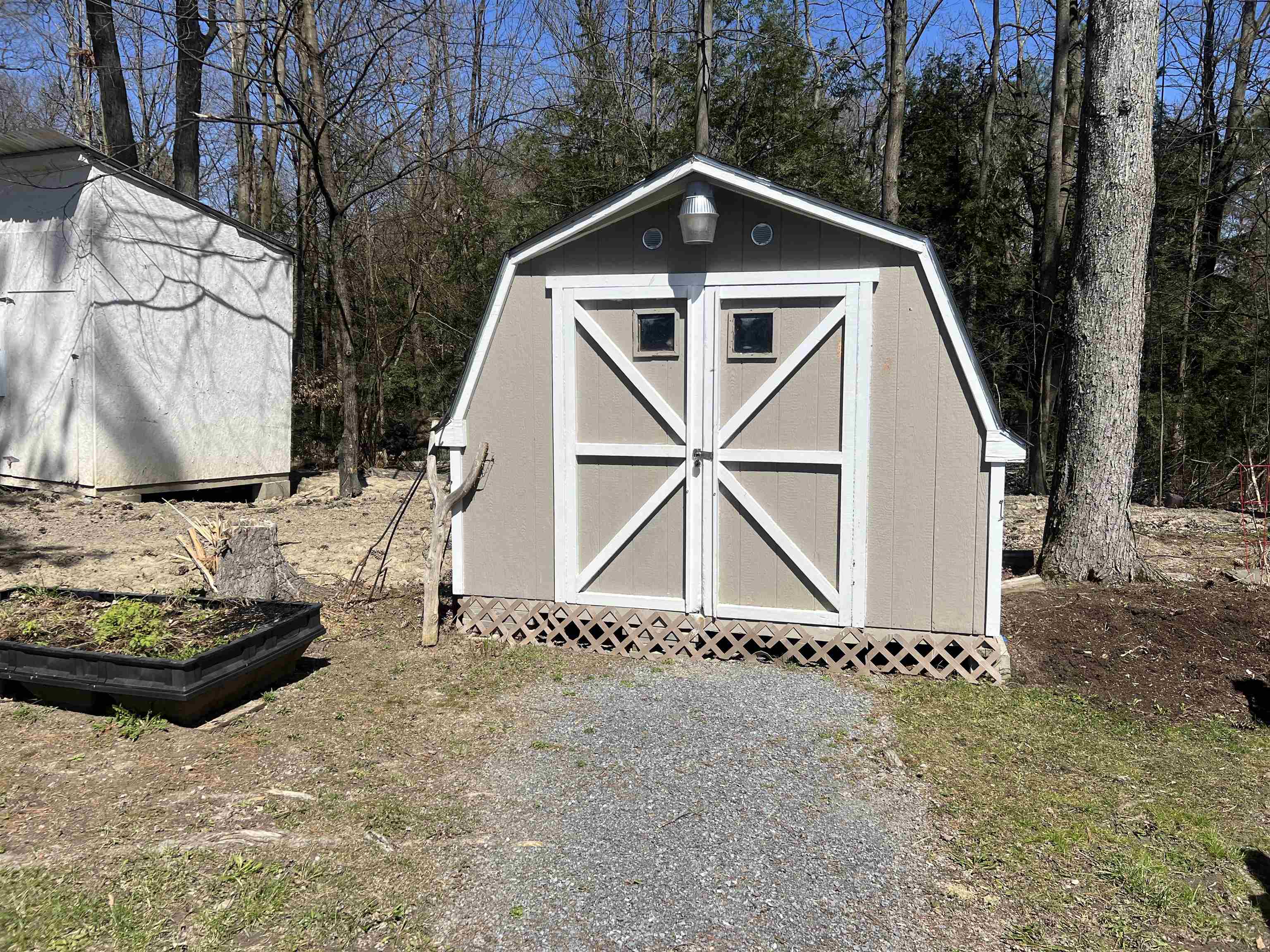 Panton, Vermont 05491, United States, 1 Bedroom Bedrooms, ,2 BathroomsBathrooms,Residential,Active,97304