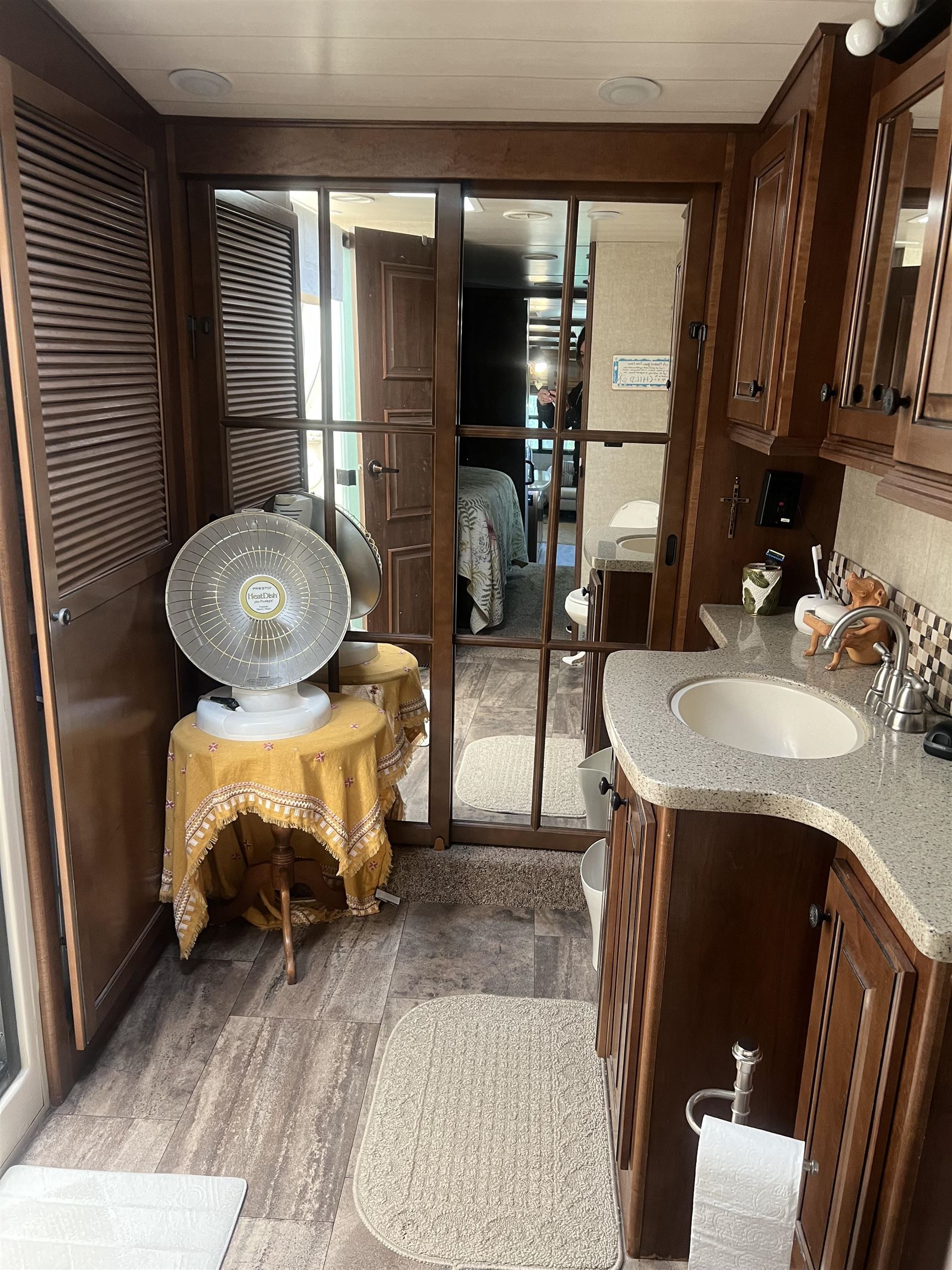 Panton, Vermont 05491, United States, 1 Bedroom Bedrooms, ,2 BathroomsBathrooms,Residential,Active,97304