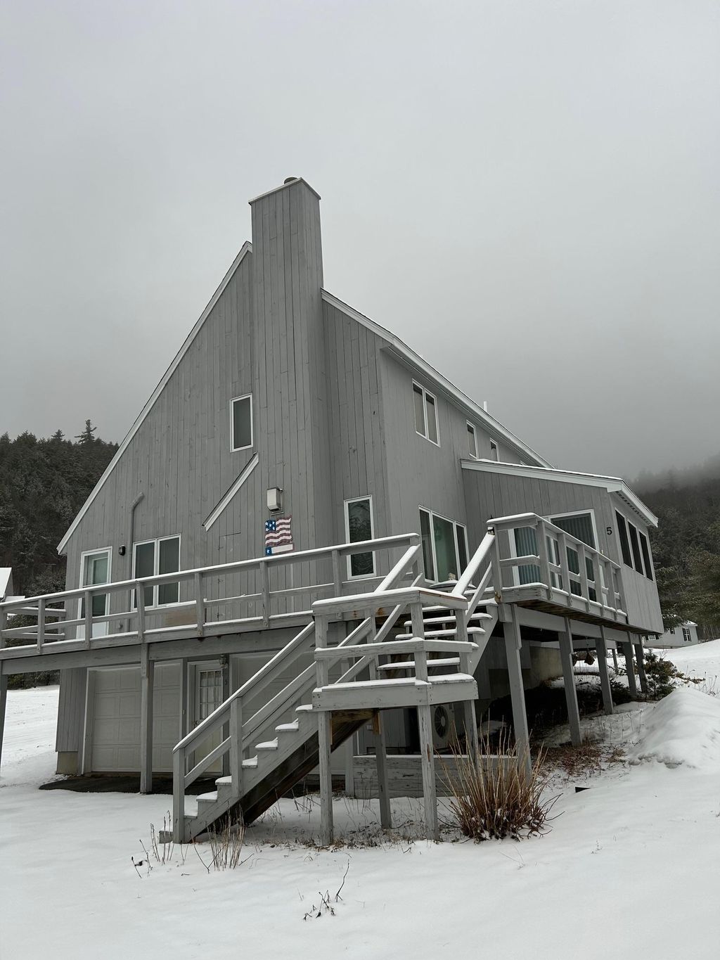 Photo of 5 Ledgeview Way, Plymouth, NH 03264 (MLS # 5085080)