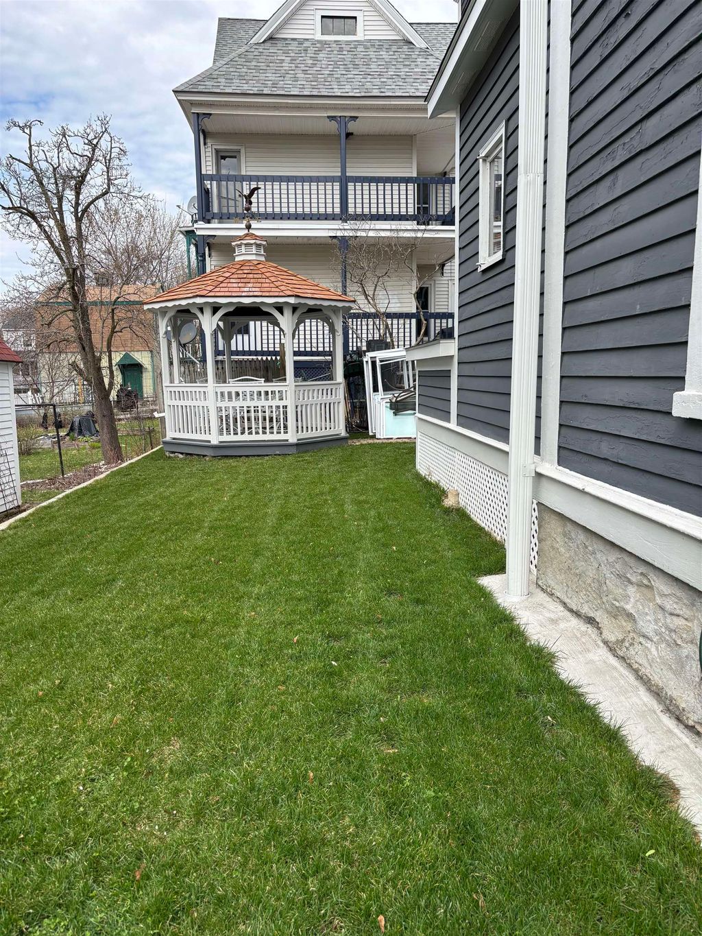 Photo of 336 East High Street, Manchester, NH 03014 (MLS # 5088481)