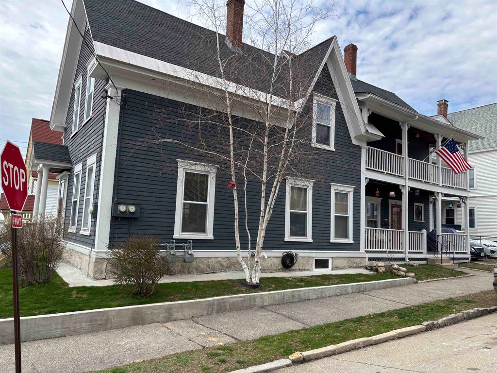 Photo of 336 East High Street, Manchester, NH 03014 (MLS # 5088481)