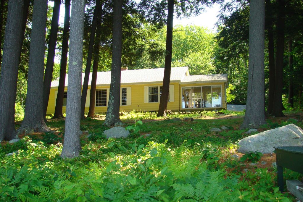 Photo of 105 Red Hill Road, Moultonborough, NH 03254 (MLS # 5023395)