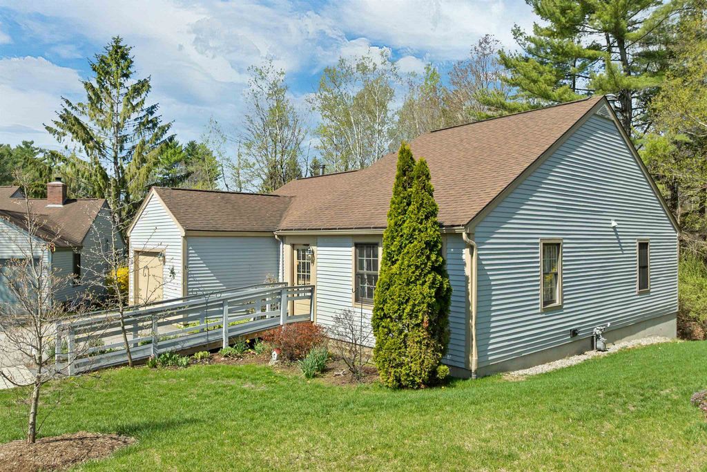 Photo of 21 Mistwood Lane, Laconia, NH 03246 (MLS # 5087242)