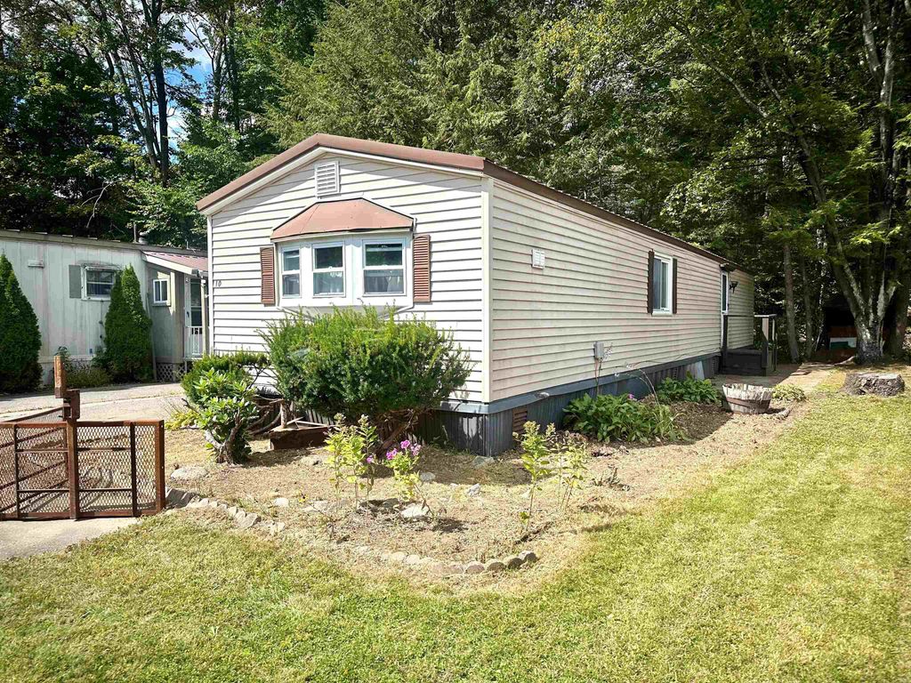 Photo of 10 Phoebe Court, Keene, NH 03431 (MLS # 5057816)