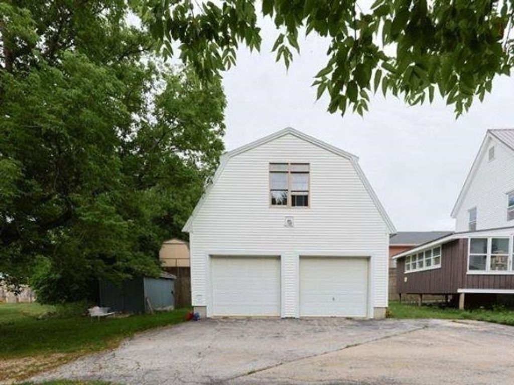 Photo of 61 Glass Street, Pembroke, NH 03275 (MLS # 5058164)