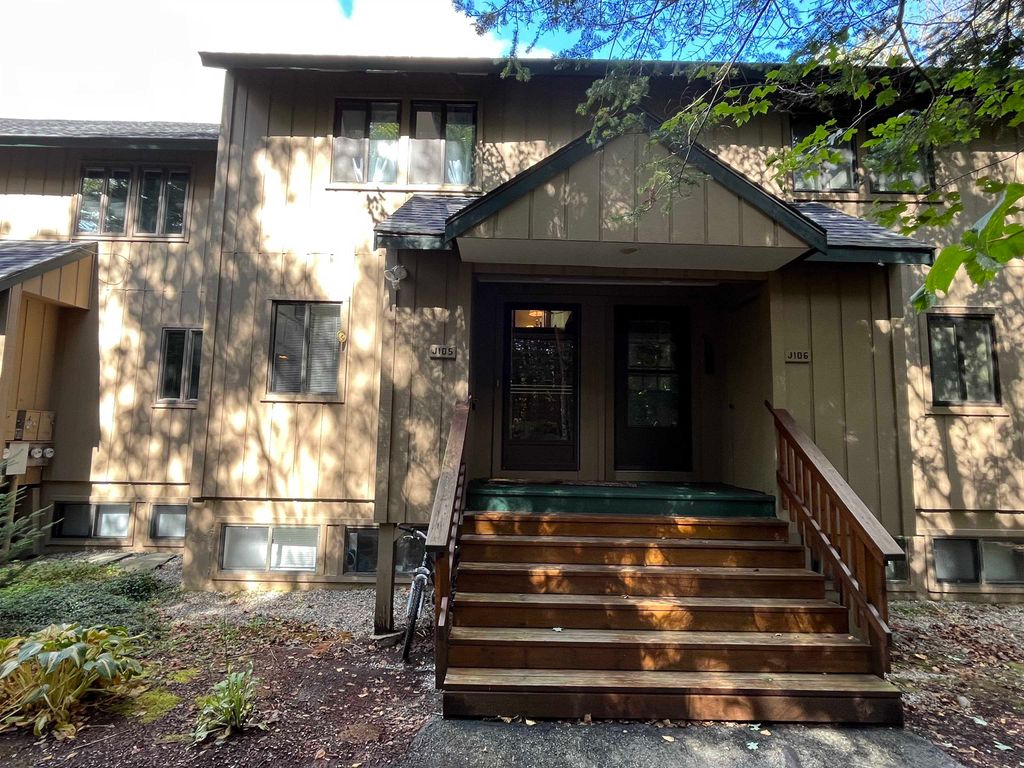 Photo of 38 Windsor Hill Way #105, Waterville Valley, NH 03215 (MLS # 5087307)