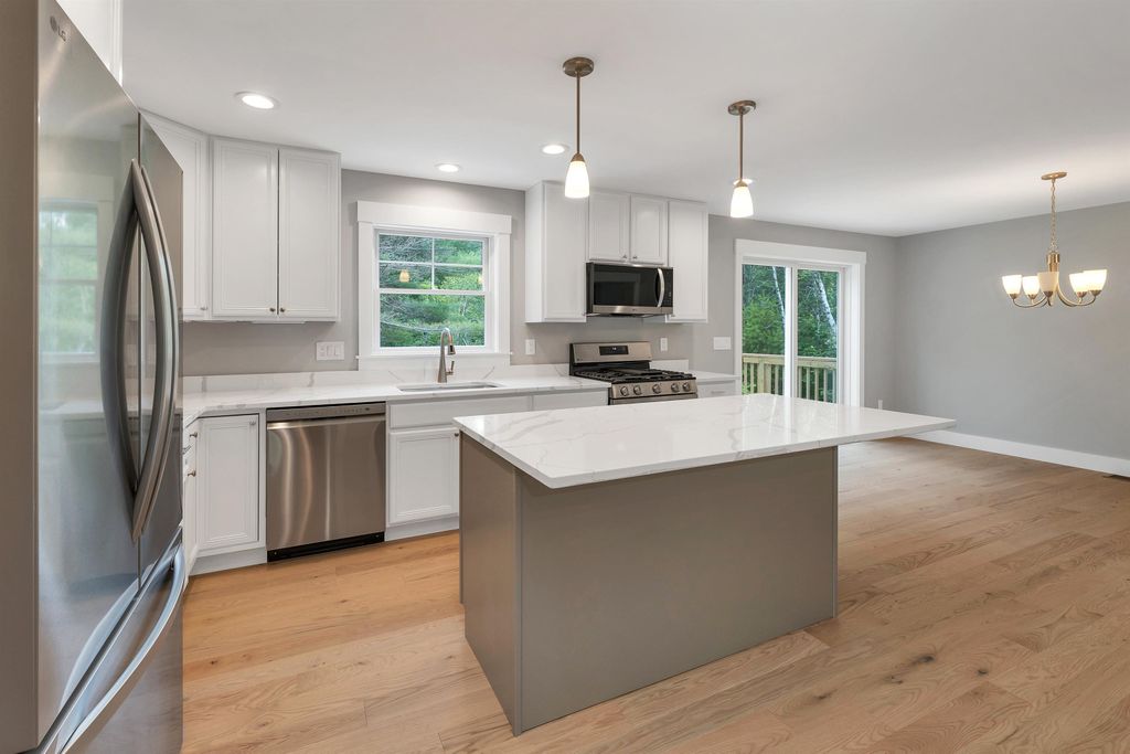 Photo of 642 Alton Mountain Road, Alton, NH 03810 (MLS # 5071185)