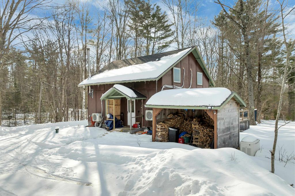 Photo of 121 Swain Hill Road, Warren, NH 03279 (MLS # 5077911)