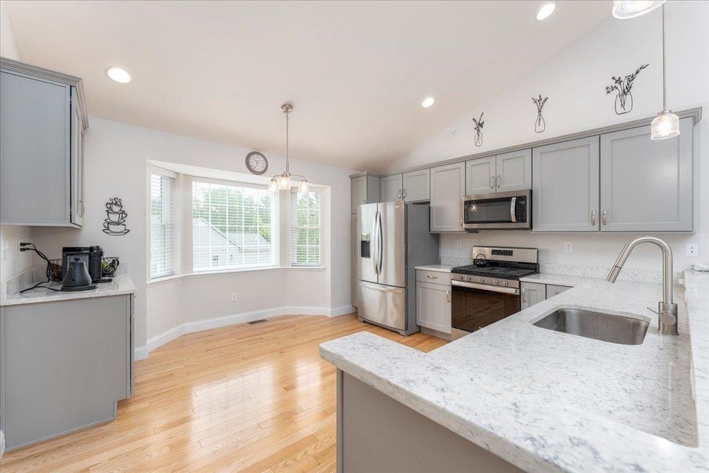 Photo of 9 Springfield Drive, Hampstead, NH 03826 (MLS # 5082474)