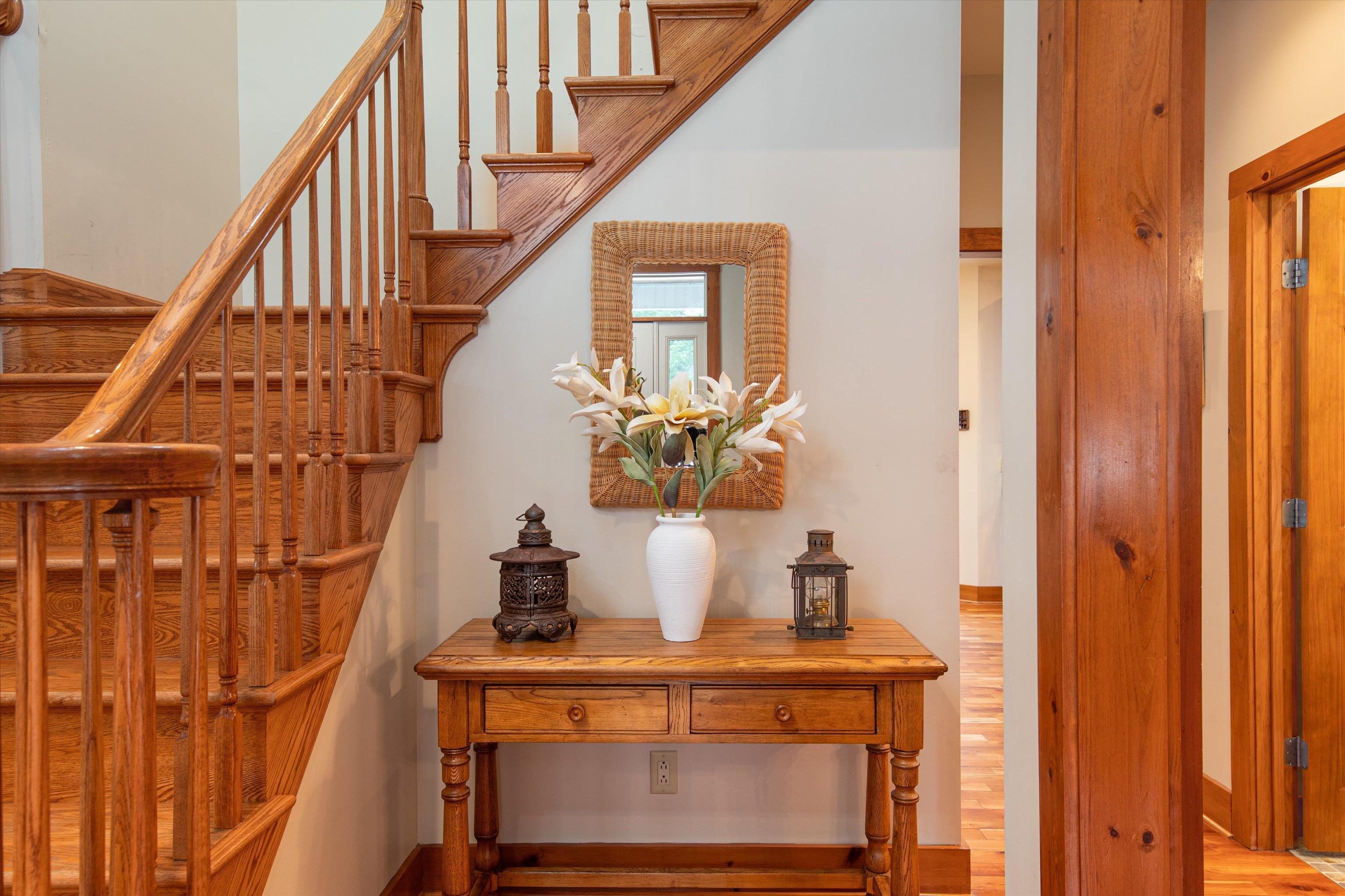 4 Garden Loop Road