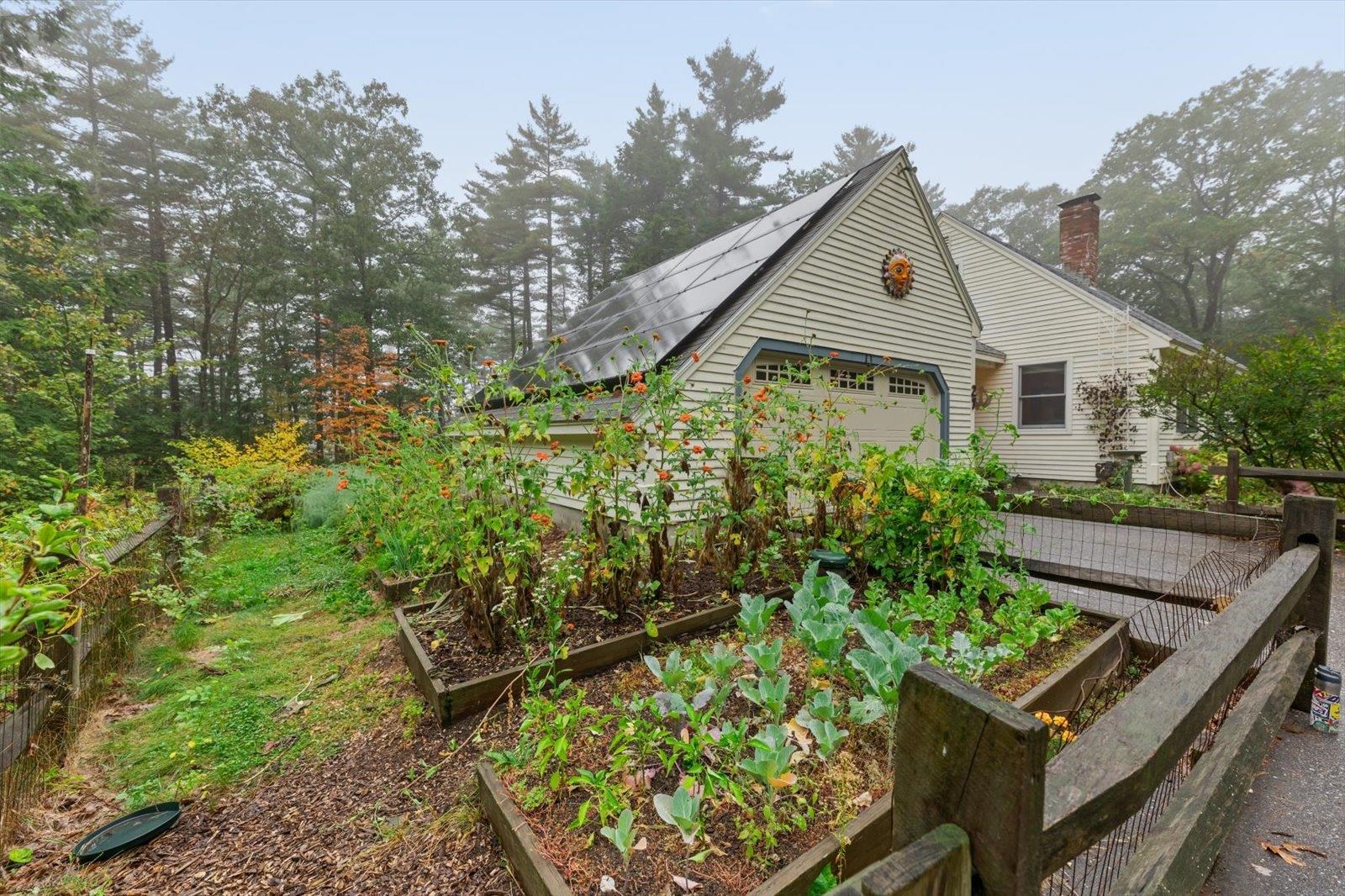 27 Boulder Drive