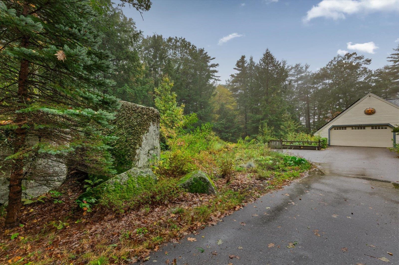 27 Boulder Drive